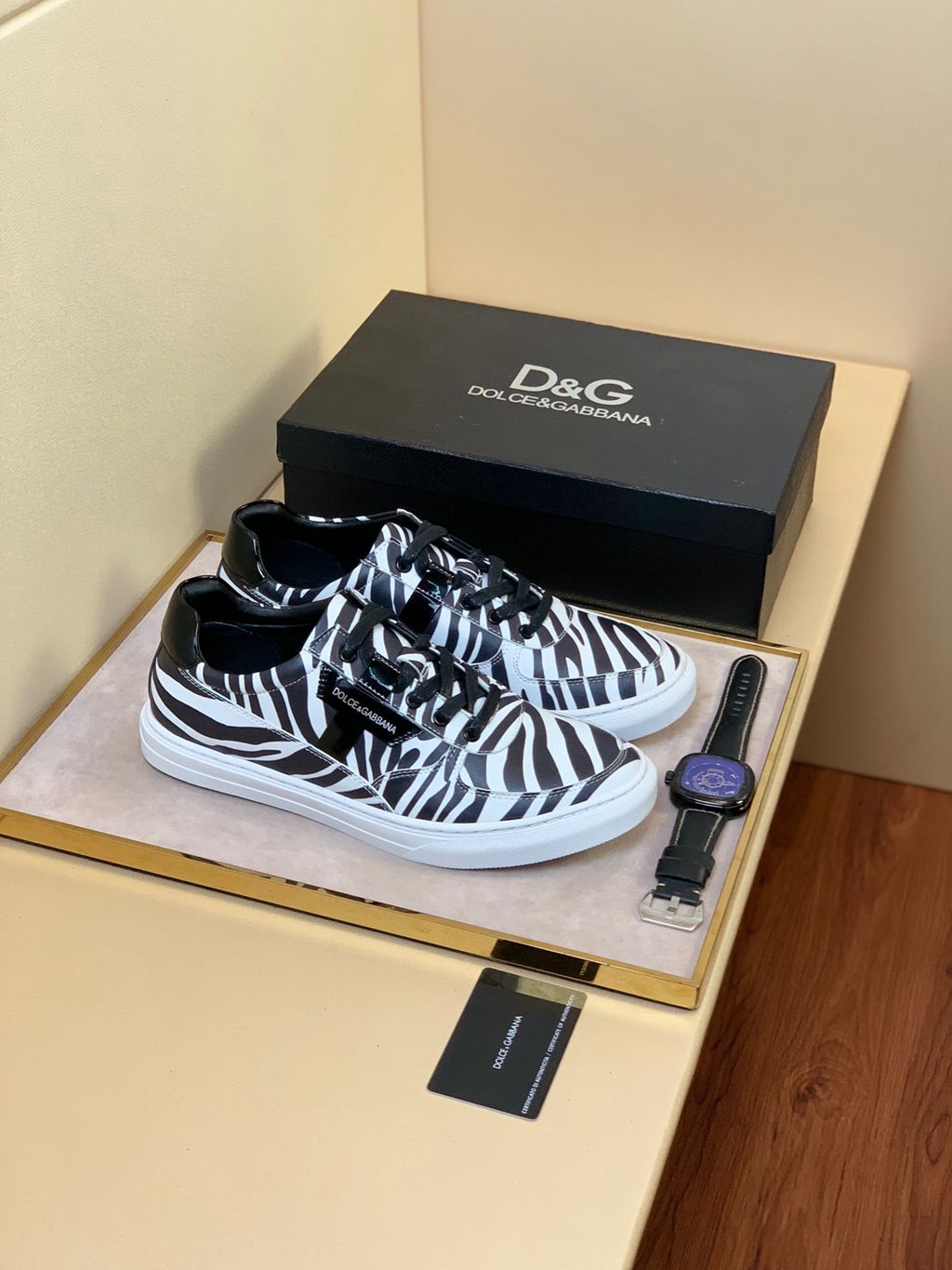 D*G sneaker